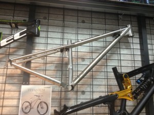 自転車フレーム