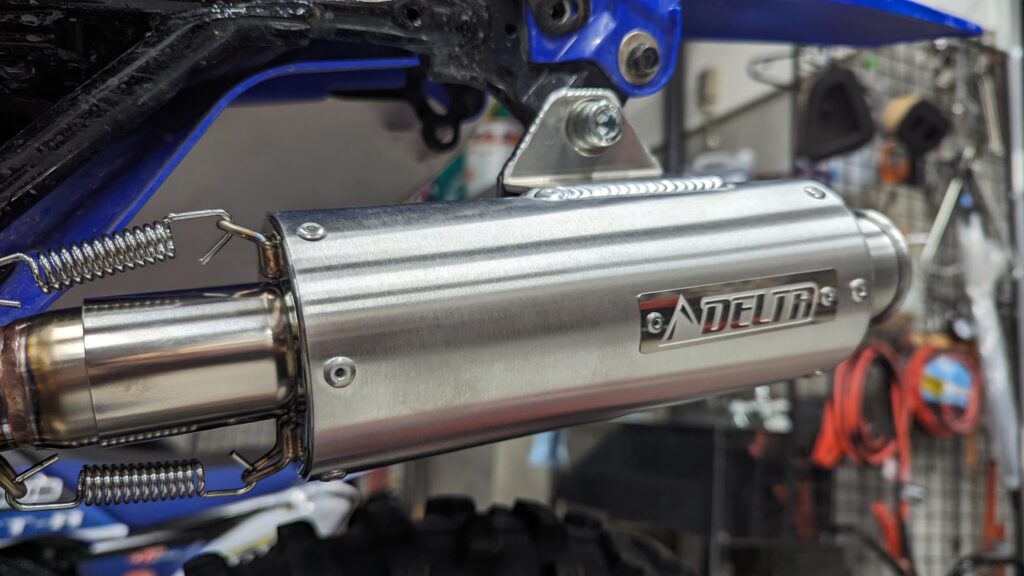 23 TT-R125用レーシングマフラー | ヤマハ発動機グループ ワイズギア