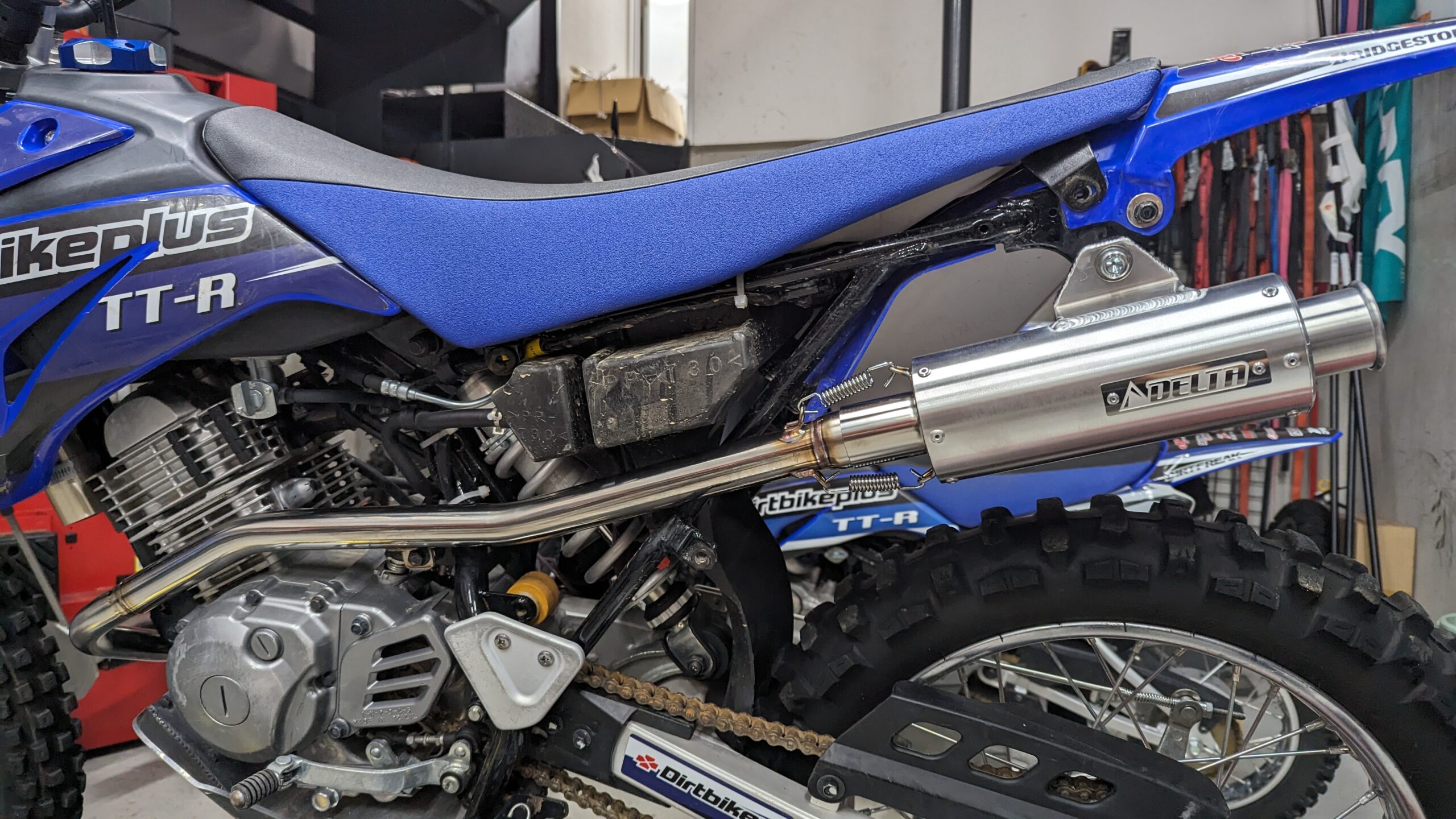 100％本物 ダートバイクプラスブログ|DELTA ミニモト用マフラー パーツ