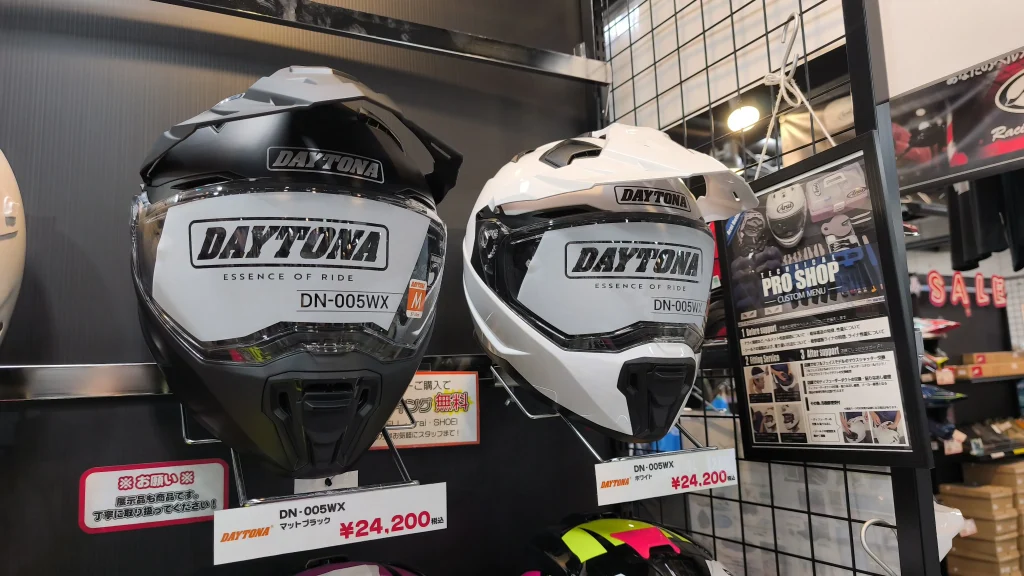 DAYTONA DN-005WX ヘルメット Mサイズ ミラーシールド付 DAYTONA DN-005WX ヘルメット Mサイズ ミラーシールド付 DN